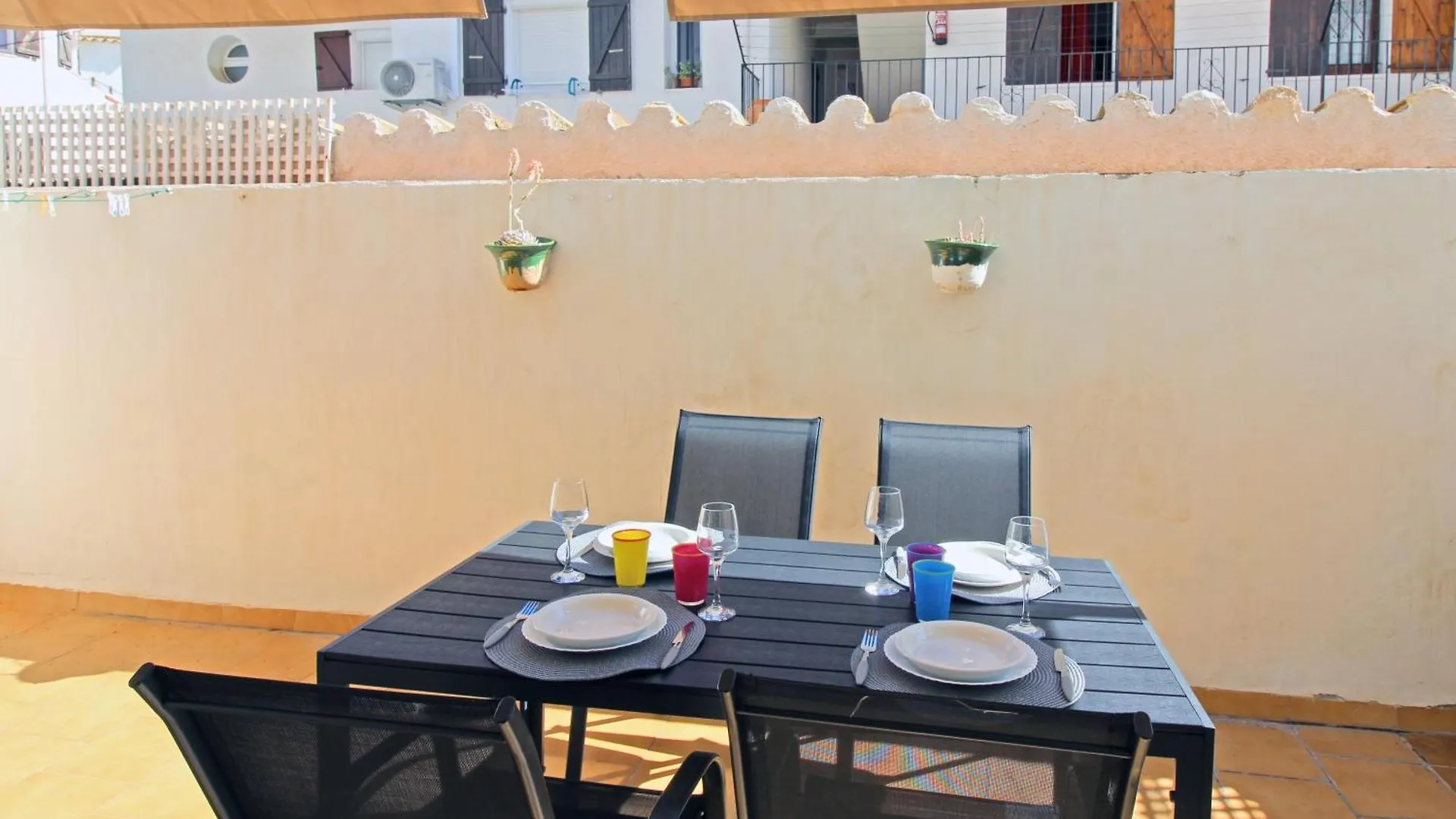 Apart-Rent Apartment Pattaya 0159 Empuriabrava