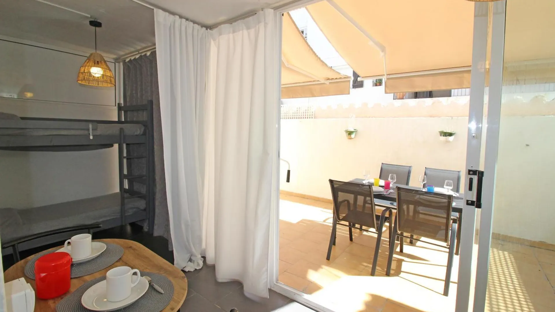 Apart-Rent Apartment Pattaya 0159 Empuriabrava Spain